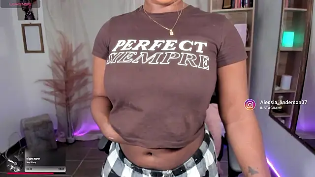 alessia anderson online show from February 3, 2:53 am