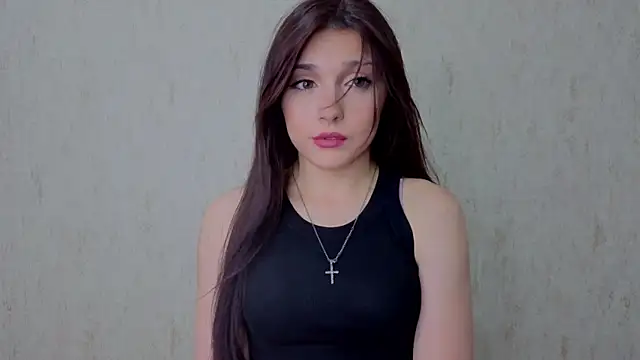 Snapshot of georgymaryhi chatting on June 24, 3:44 pm georgymaryhi online show from June 24, 3:44 pm