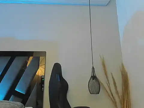 Snapshot of antonella_zapata chatting on June 5, 2:12 pm antonella zapata online show from June 5, 2:12 pm