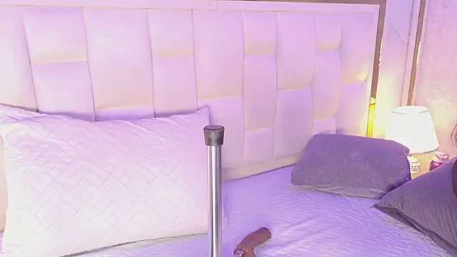 Paulina25  online show from July 24, 7:23 pm