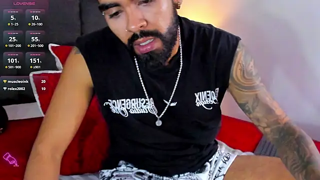  kameron9811 online show from May 28, 10:18 pm