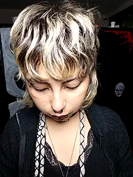 Cute Chrixxx online show from July 22, 12:08 pm