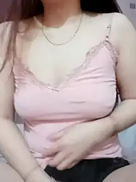 Kee2000 online show from May 9, 3:39 pm