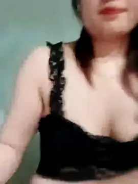 Kee2000 online show from May 11, 3:07 pm