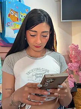 IsabellaMariet online show from July 28, 4:39 pm