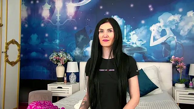 Snapshot of AnnabelRite chatting on June 3, 6:16 am AnnabelRite online show from June 3, 6:16 am