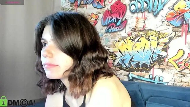 Kira Be11 online show from June 11, 1:05 am