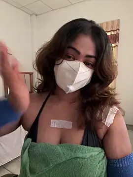 HotQueenSri online show from June 9, 4:24 am