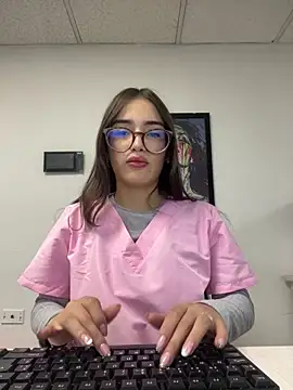 Sweet Milaa1 online show from June 5, 7:52 pm