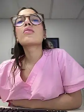 Sweet Milaa1 online show from June 12, 7:57 pm