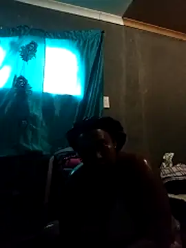 SexyChubbyPussy online show from April 30, 3:18 pm