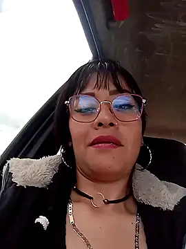 mili hotty online show from June 16, 8:11 pm