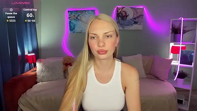 NancyGlamour online show from June 15, 11:12 am