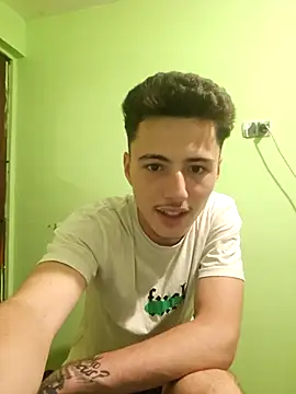 denysio89 online show from August 2, 7:01 pm