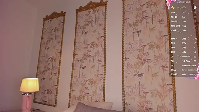 sara castro24  online show from July 16, 8:26 pm
