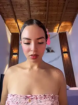 Snapshot of catalina_lafer chatting on June 14, 1:46 pm catalina lafer online show from June 14, 1:46 pm
