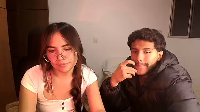 abbyyandmaxx online show from July 19, 2:15 am