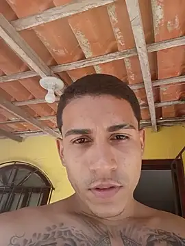 gui carioca7 online show from August 7, 1:02 pm