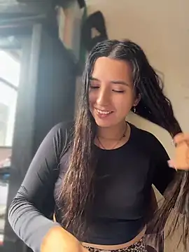 Alix Rousses20 online show from May 13, 4:04 pm