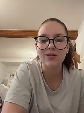 Snapshot of CuteBeaX chatting on May 31, 8:10 pm CuteBeaX online show from May 31, 8:10 pm