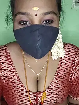Snapshot of tamil_butterfly chatting on June 13, 6:17 pm tamil butterfly online show from June 13, 6:17 pm