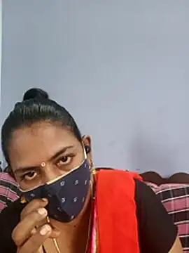 Snapshot of cathrine92 chatting on May 16, 12:18 am cathrine92 online show from May 16, 12:18 am