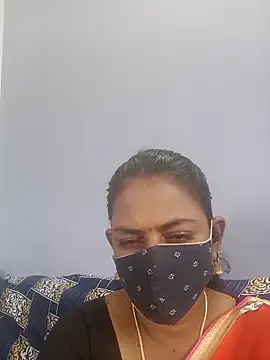 Snapshot of cathrine92 chatting on June 3, 5:54 am cathrine92 online show from June 3, 5:54 am