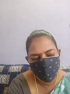 Snapshot of cathrine92 chatting on June 4, 6:41 am cathrine92 online show from June 4, 6:41 am