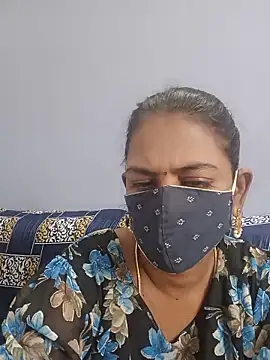 Snapshot of cathrine92 chatting on June 8, 5:30 am cathrine92 online show from June 8, 5:30 am
