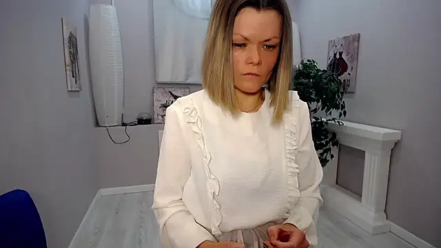 Snapshot of wild_temptation_ chatting on June 5, 5:25 am wild temptation online show from June 5, 5:25 am