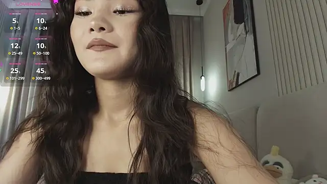 seddielin online show from June 12, 1:37 am