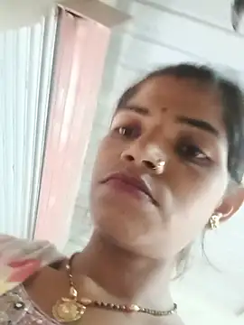 Snapshot of Khushi_lodha chatting on June 11, 12:32 am Khushi lodha online show from June 11, 12:32 am