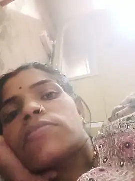 Snapshot of Khushi_lodha chatting on June 12, 4:28 pm Khushi lodha online show from June 12, 4:28 pm