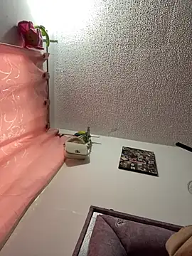she-dulce online show from June 10, 2:38 pm