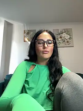 Snapshot of AnyEvyy chatting on May 29, 7:17 am AnyEvyy online show from May 29, 7:17 am