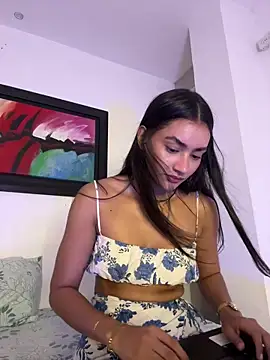 Snapshot of Sweet_celene chatting on June 7, 2:54 pm Sweet celene online show from June 7, 2:54 pm