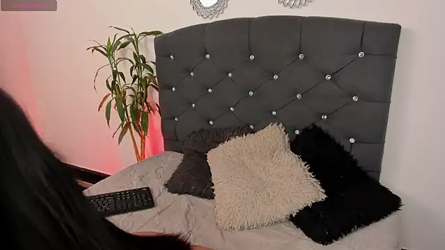 viioletta 00 online show from July 11, 3:26 pm