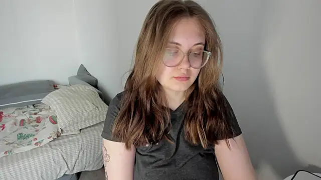 Snapshot of ecpochmak chatting on June 11, 1:42 pm ecpochmak online show from June 11, 1:42 pm