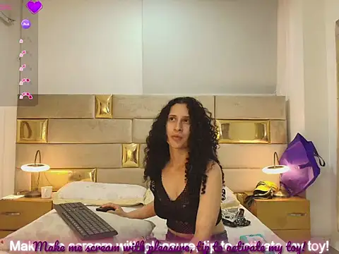 LudoviccaMark online show from May 16, 7:45 pm