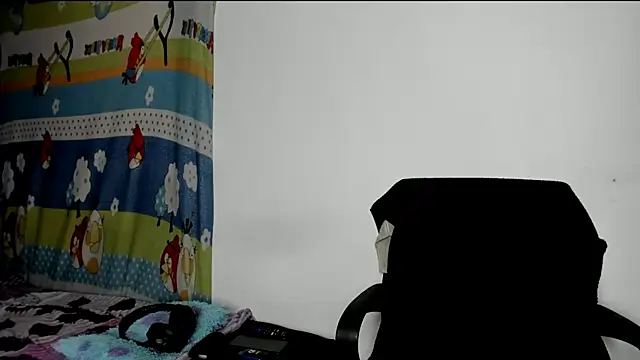 Vannellope vladimir online show from May 26, 1:51 pm