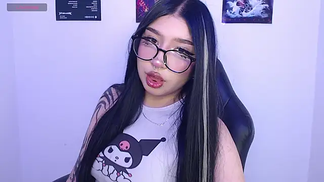 VamppyJanne online show from May 9, 1:33 am
