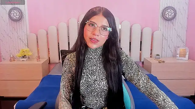 Snapshot of babe_vennus chatting on June 3, 4:56 pm babe vennus online show from June 3, 4:56 pm