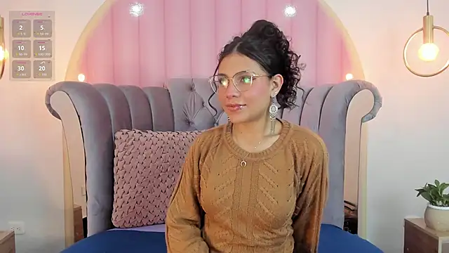 Snapshot of babe_vennus chatting on June 5, 4:13 pm babe vennus online show from June 5, 4:13 pm