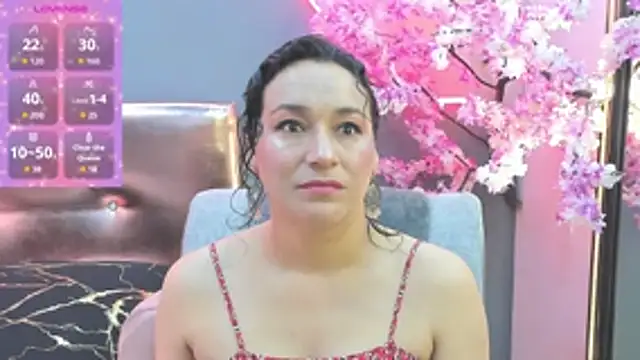 Elizabeth bennett online show from July 17, 6:13 pm