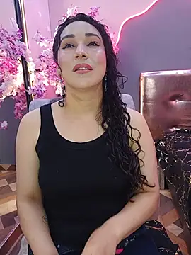 Elizabeth bennett online show from July 27, 5:31 pm