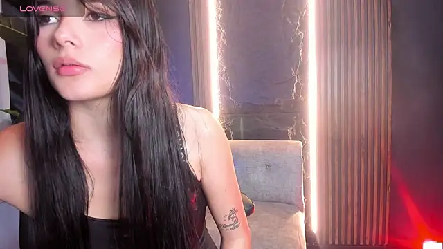 Snapshot of Aili_queen chatting on June 8, 3:12 pm Aili queen online show from June 8, 3:12 pm