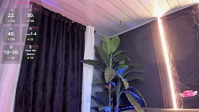 Aili queen online show from June 26, 1:59 pm