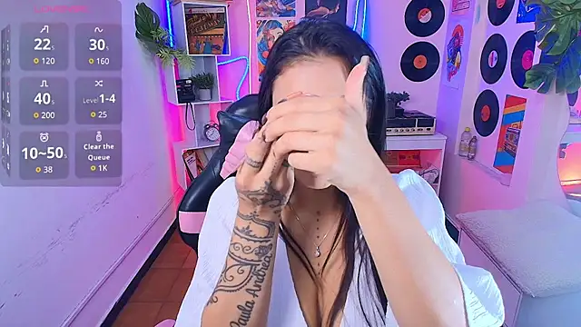 Snapshot of Duulce_mia chatting on July 9, 11:14 am Duulce mia online show from July 9, 11:14 am