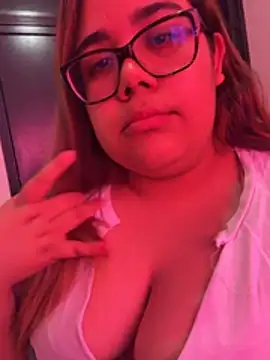 NyraMoon online show from April 30, 6:36 pm