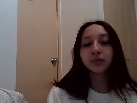 Snapshot of 010874 chatting on May 31, 5:37 am 010874 online show from May 31, 5:37 am